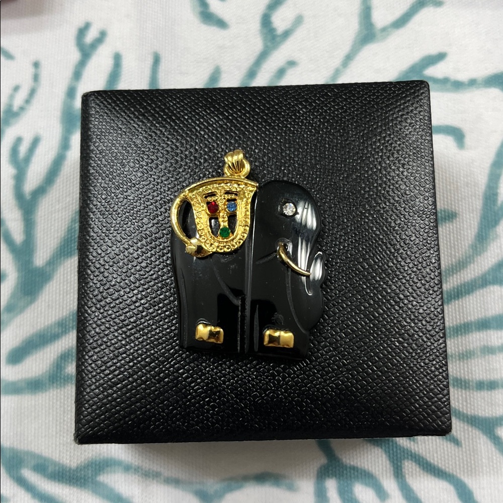 Vintage Carved Onyx Elephant